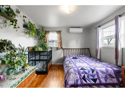 905 Hughes Street Eugene OR 97402