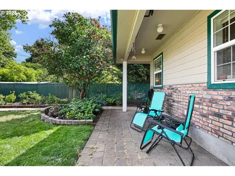 905 Hughes Street Eugene OR 97402