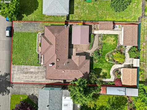 905 Hughes Street Eugene OR 97402