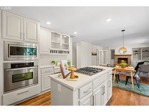 12565 NW Welsh Drive Portland OR 97229