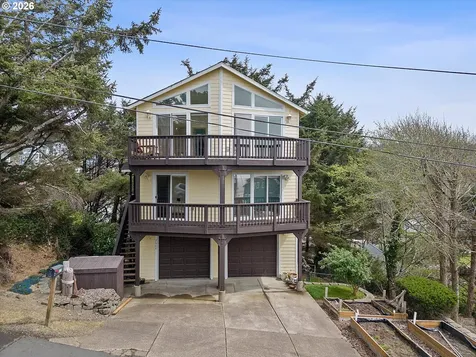2660 SW Anchor Avenue Lincoln City OR 97367