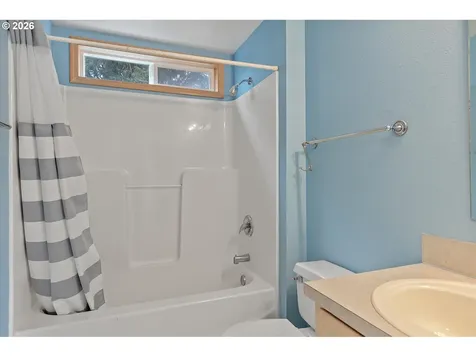 2660 SW Anchor Avenue Lincoln City OR 97367
