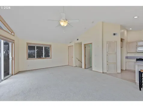 2660 SW Anchor Avenue Lincoln City OR 97367