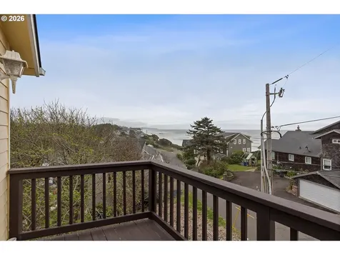 2660 SW Anchor Avenue Lincoln City OR 97367