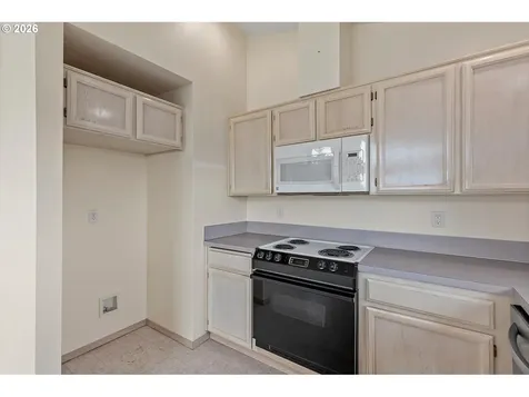2660 SW Anchor Avenue Lincoln City OR 97367