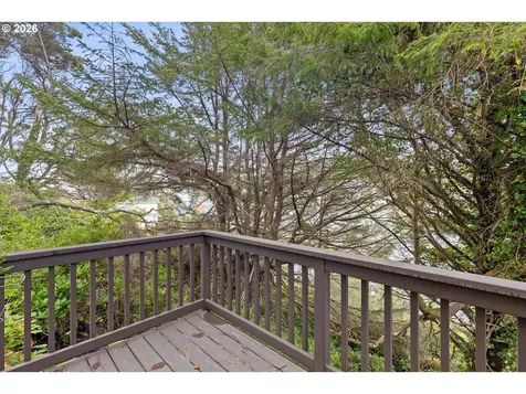 2660 SW Anchor Avenue Lincoln City OR 97367
