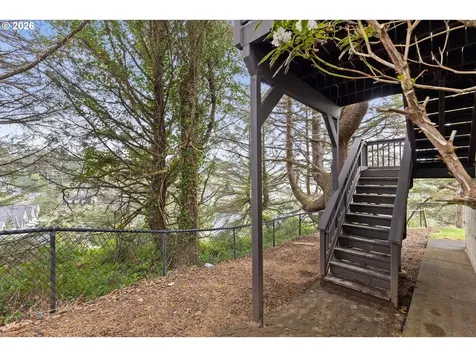 2660 SW Anchor Avenue Lincoln City OR 97367