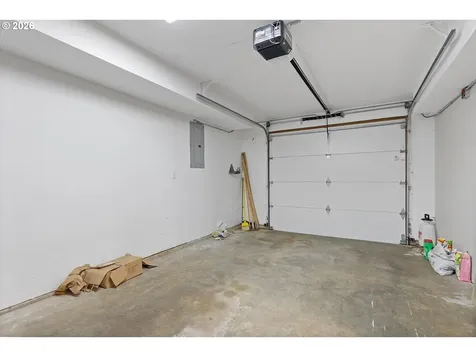 2660 SW Anchor Avenue Lincoln City OR 97367
