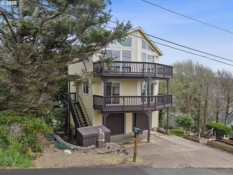 2660 SW Anchor Avenue Lincoln City OR 97367