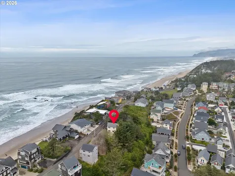 2660 SW Anchor Avenue Lincoln City OR 97367