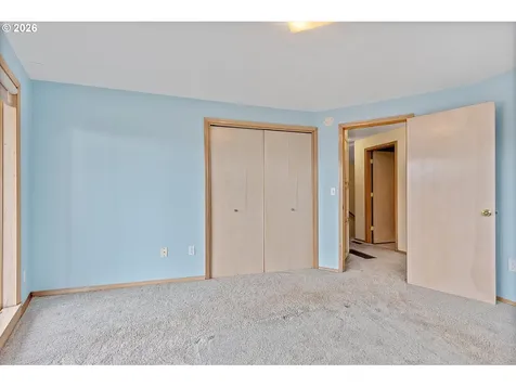 2660 SW Anchor Avenue Lincoln City OR 97367