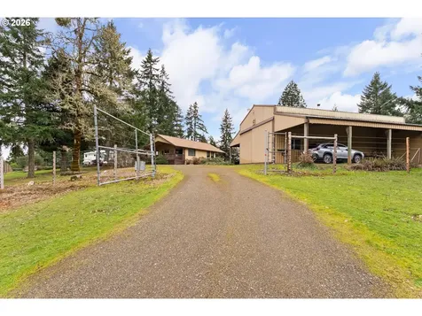 864 Larkspur Lane Oakland OR 97462