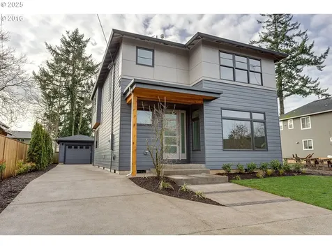 4902 SE Ogden Street Portland OR 97206