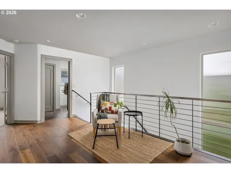4902 SE Ogden Street Portland OR 97206