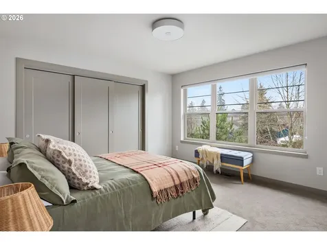 4902 SE Ogden Street Portland OR 97206