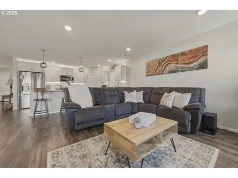 1021 NW 174th Street Ridgefield WA 98642