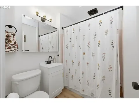 239 NE Azalea Drive Adair Village OR 97330