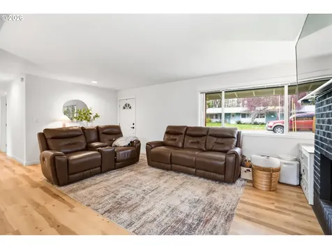 239 NE Azalea Drive Adair Village OR 97330