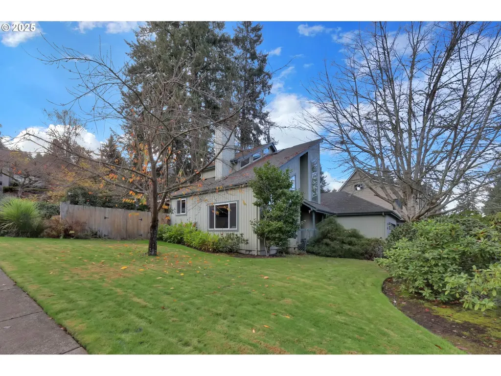 3426 Breezewood Avenue Eugene OR 97405