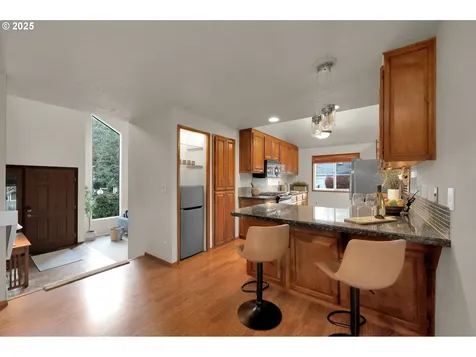 3426 Breezewood Avenue Eugene OR 97405