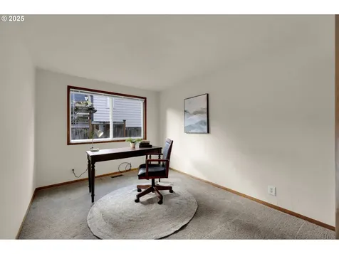 3426 Breezewood Avenue Eugene OR 97405