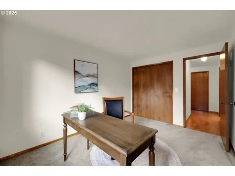 3426 Breezewood Avenue Eugene OR 97405