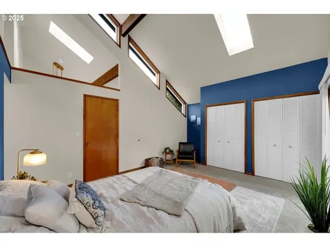 3426 Breezewood Avenue Eugene OR 97405