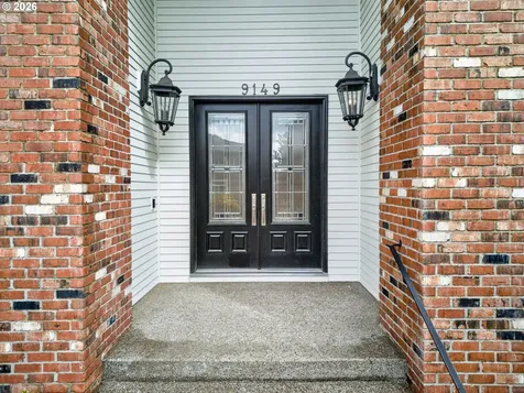 9149 NW Mckenna Drive Portland OR 97229
