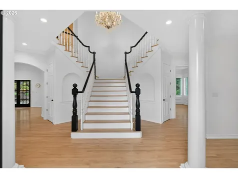 9149 NW Mckenna Drive Portland OR 97229