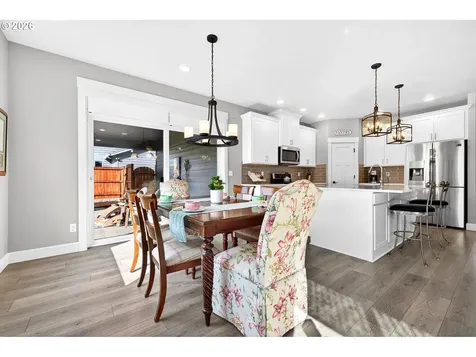 19584 Central Point Road Oregon City OR 97045