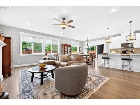19584 Central Point Road Oregon City OR 97045
