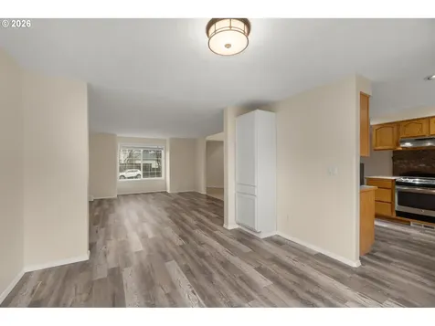 806 SE 73rd Avenue Hillsboro OR 97123