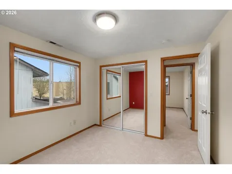 806 SE 73rd Avenue Hillsboro OR 97123