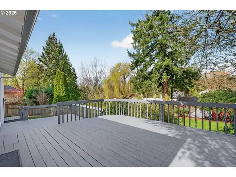 4695 SW Flower Place Portland OR 97221