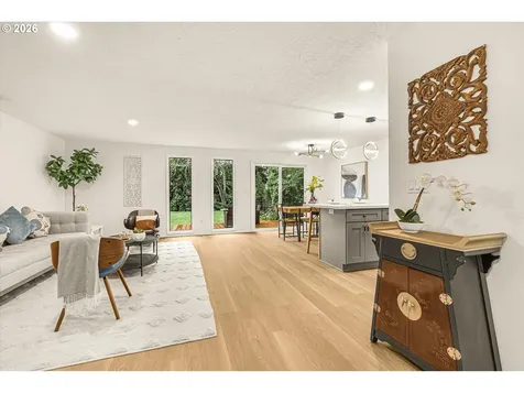 3943 NE Azalea Street Hillsboro OR 97124