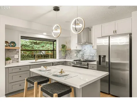 3943 NE Azalea Street Hillsboro OR 97124