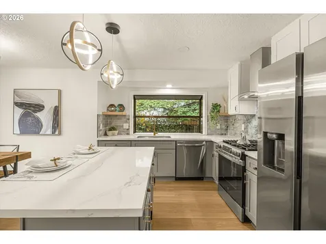3943 NE Azalea Street Hillsboro OR 97124