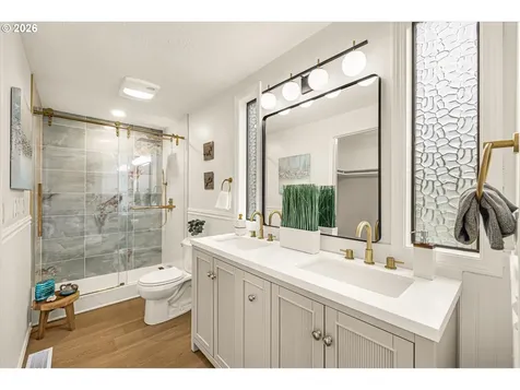 3943 NE Azalea Street Hillsboro OR 97124