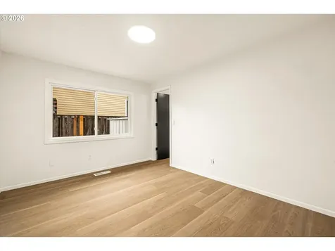 3943 NE Azalea Street Hillsboro OR 97124