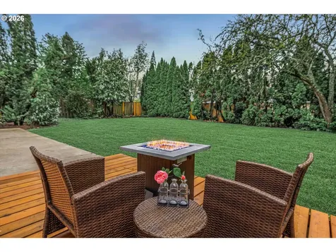 3943 NE Azalea Street Hillsboro OR 97124