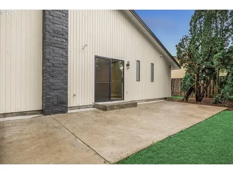 3943 NE Azalea Street Hillsboro OR 97124