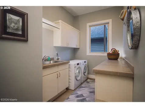 6797 SW Sean Michael Place Portland OR 97225