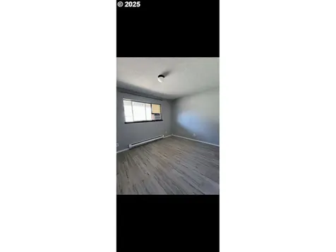 587 W Berdine Street Roseburg OR 97471