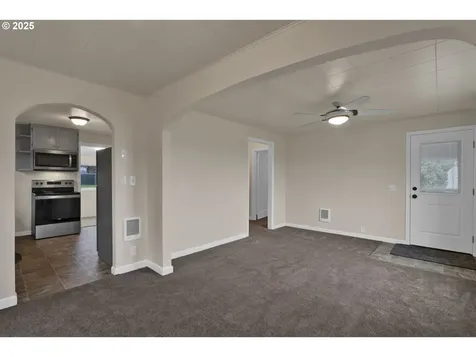 650 Tangent Street Lebanon OR 97355
