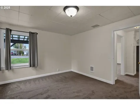 650 Tangent Street Lebanon OR 97355