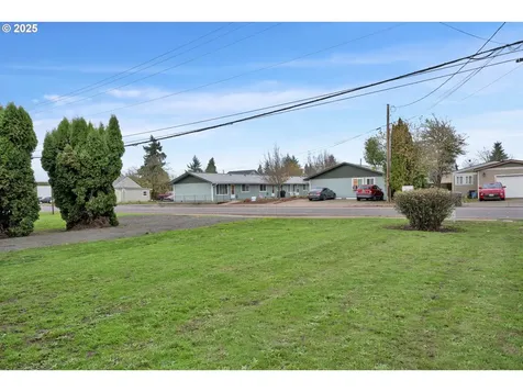 650 Tangent Street Lebanon OR 97355