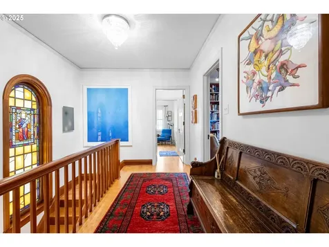 2844 SW Hillsboro Street Portland OR 97239