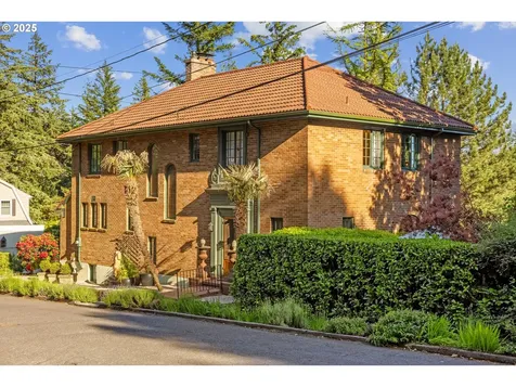 2844 SW Hillsboro Street Portland OR 97239
