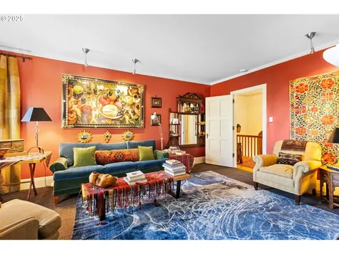 2844 SW Hillsboro Street Portland OR 97239