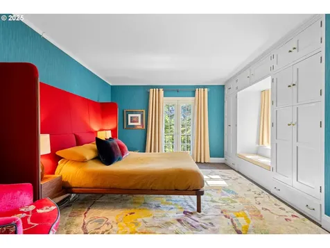 2844 SW Hillsboro Street Portland OR 97239